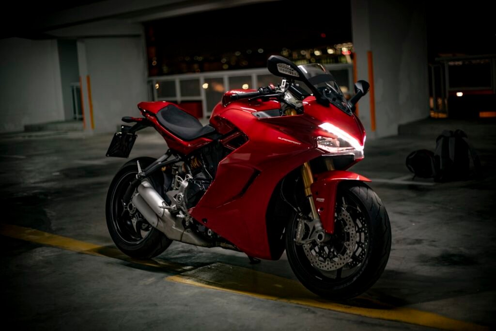 Ducati Panigale V4 SP2: The Crimson Faith and the Brutal Beauty of Engineering